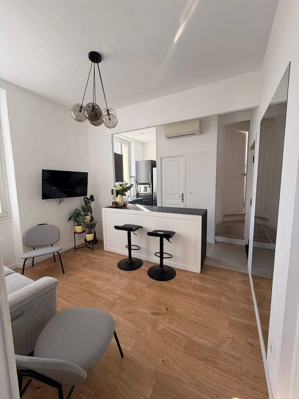 Appartement T2 meublé 31m² – Centre-ville - Image 2
